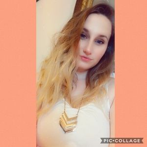 Meet your Posher, Tia